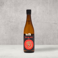 "Simply Happier Hot"— best enjoyed warmed, this is a classic junmai from Kinoshita Brewery. Some of Tango Penninsula's famous crabs are grown just a few steps from Kinoshita Brewery in Mihama Bay. Put "Pairing these crabs with Tamagawa's Tokubetsu Junmai" on your bucket list because they get on like a house on fire. Delicious at room temperature, but first, try it hot! Tamagawa Tokubetsu Junmai Sake.